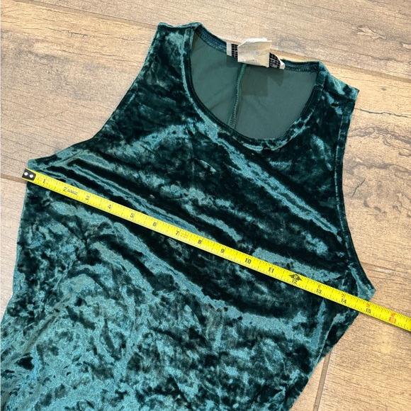 Vintage 90s La Belle velvet dress - Picture 6 of 9